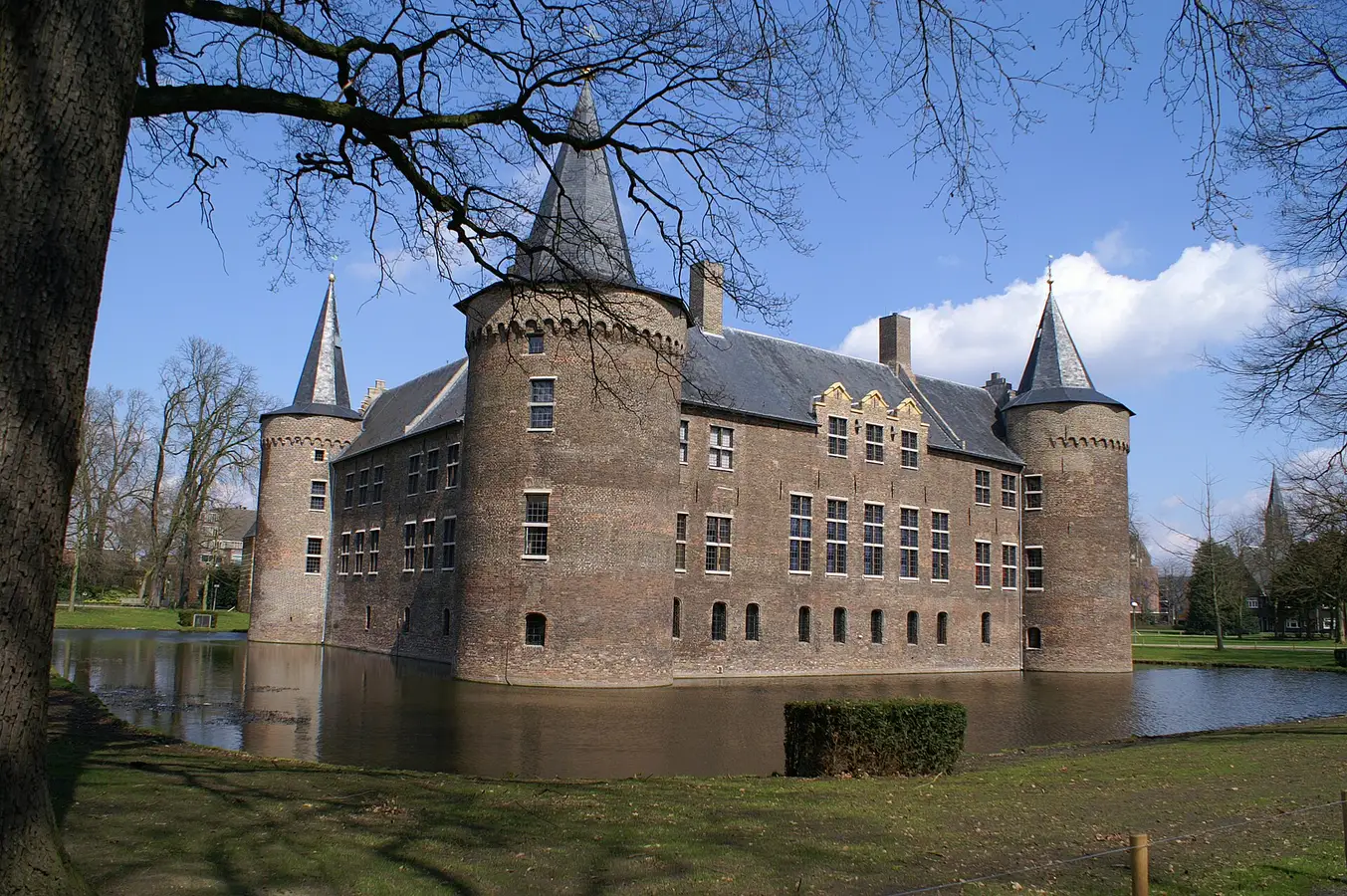 Kasteel Helmond. Rechtenvrije foto, CC BY-SA 3.0 nl.